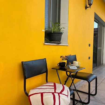 Casa Shprese - The Traditional * 티라나