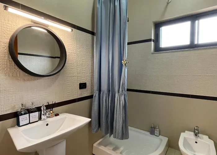 Casa Shprese - The Traditional Apartament Tirana